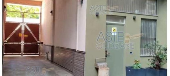4 rooms Apartment in Sesto San Giovanni, Italy No. 13922 18