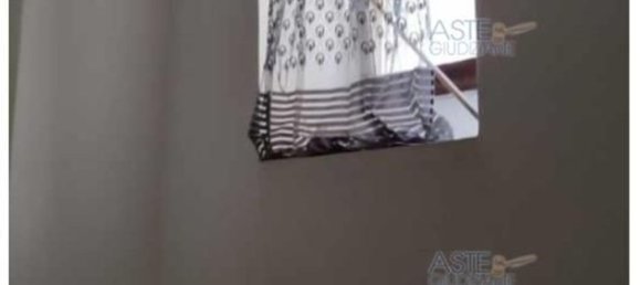 4 rooms Apartment in Sesto San Giovanni, Italy No. 13922 5