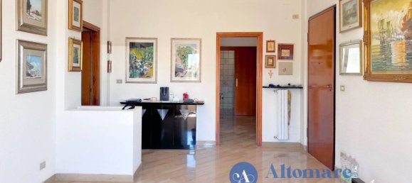 3 Schlafzimmer Wohnung in Adelfia, Italy, Nr. 63339 8