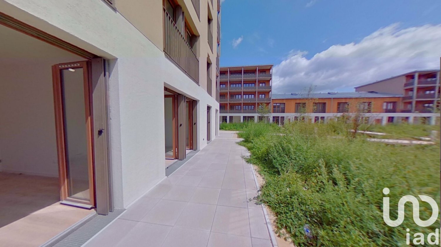 2 bedrooms Apartment in Centre-Val de Loire, France No. 326910