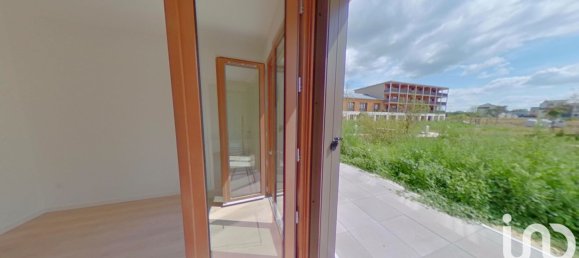 2 bedrooms Apartment in Centre-Val de Loire, France No. 326910 6