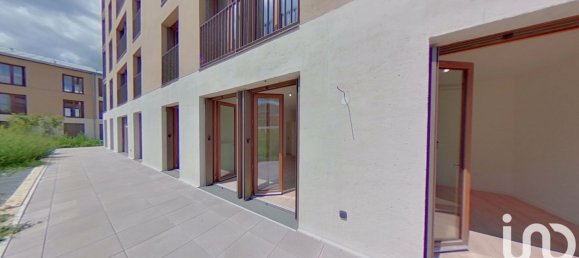 2 bedrooms Apartment in Centre-Val de Loire, France No. 326910 2