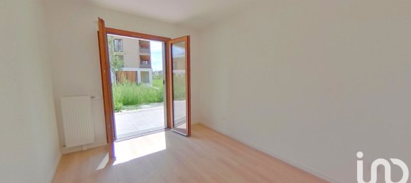 2 bedrooms Apartment in Centre-Val de Loire, France No. 326910 9