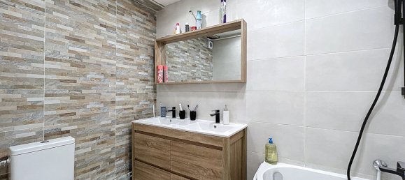 2 bedrooms Apartment in Antony, France No. 165306 7