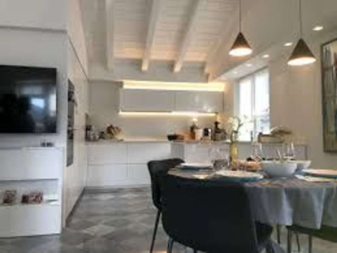 5 chambres Appartement à Castelgerundo, Italy No. 392645