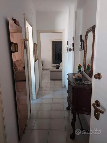 3-salle Appartement à Pescara, Italy No. 281803