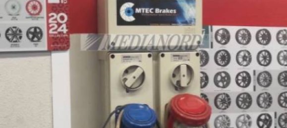 5-salle Entrepôt à Seriate, Italy No. 349471 14