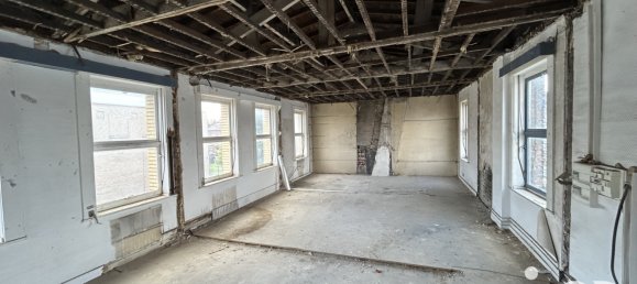 210m² Building in Lille, France No. 45185 2