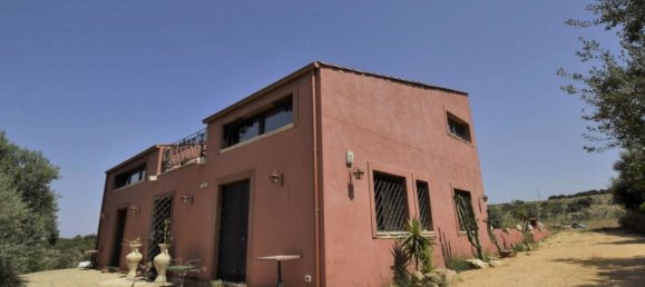 Villa de 3 dormitorios en Menfi, Italy No. 59287 3