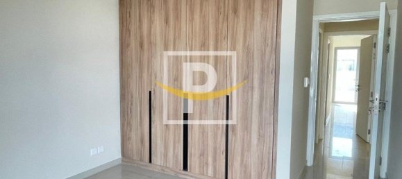 3 bedrooms Townhouse in Muwaileh, UAE No. 6036 9