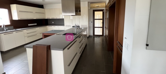 Коммерческая недвижимость с 5 спальнями в Нису, Кипр № 18370 5