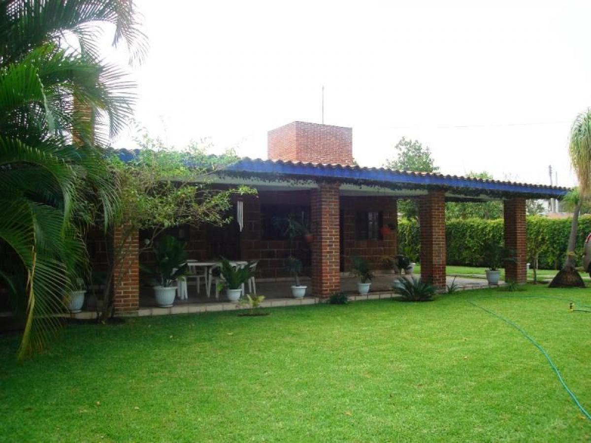 Дом с 3 спальнями в Морелос, Мексика № 146337