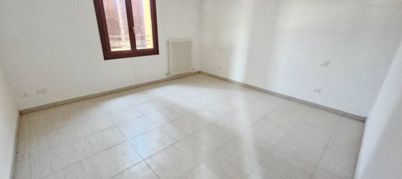 4-Zimmer Wohnung in Medolla, Italy, Nr. 93434 4