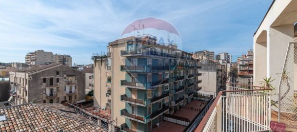 Apartamento de 2 dormitorios en Catania, Italy No. 67636 24