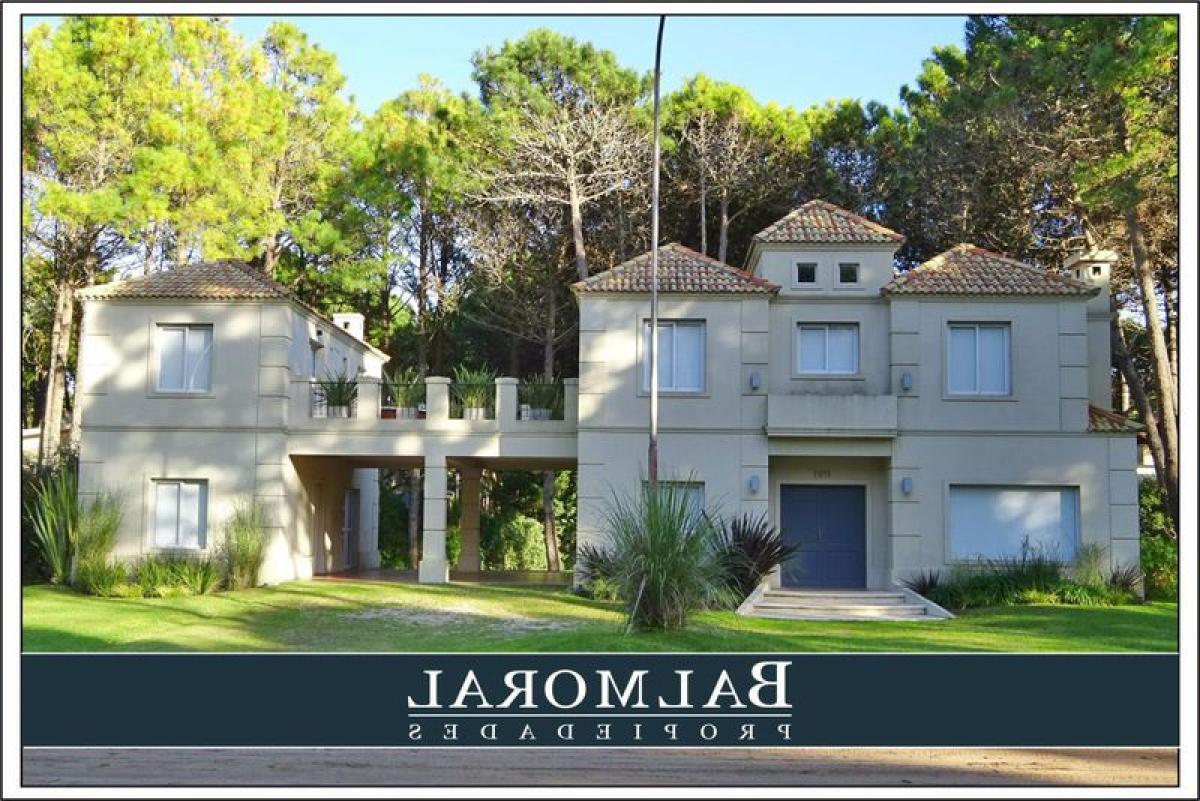 4 Schlafzimmer Haus in Mar del Plata, Argentina, Nr. 86331