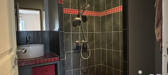 3 bedrooms House in Lye, France No. 53984 8