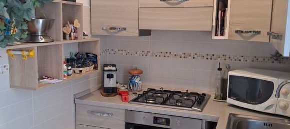 4-salle Appartement à Ponsacco, Italy No. 256926 6