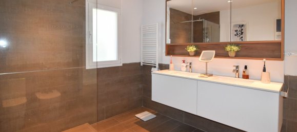 Вилла с 4 спальнями в Кадис, Испания № 154975 21