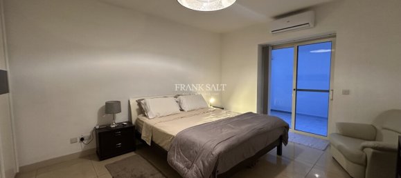 2 bedrooms Maisonette in Gzira, Malta No. 5378 17