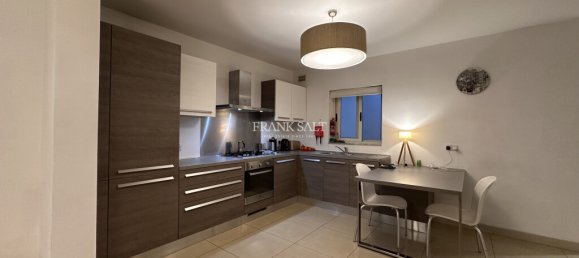 2 bedrooms Maisonette in Gzira, Malta No. 5378 2