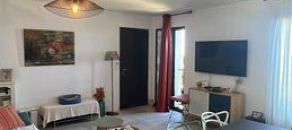 2 Schlafzimmer Haus in Bastia, France, Nr. 303106 3