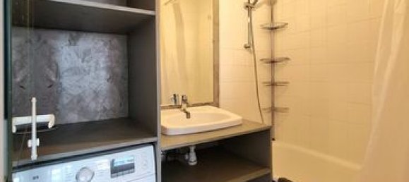 Квартира с 1 спальней в Монтрёй, Франция № 357075 5