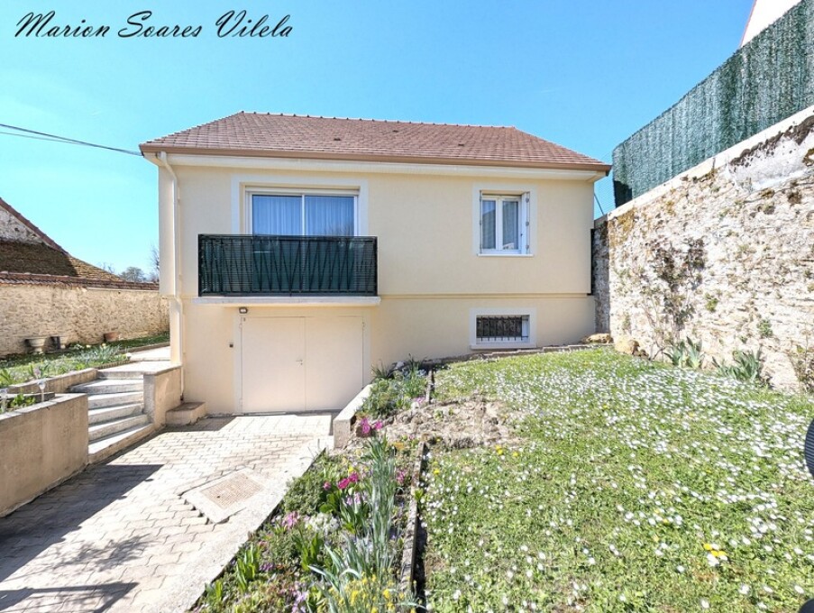 2 bedrooms House in Chaumes-en-Brie, France No. 324214