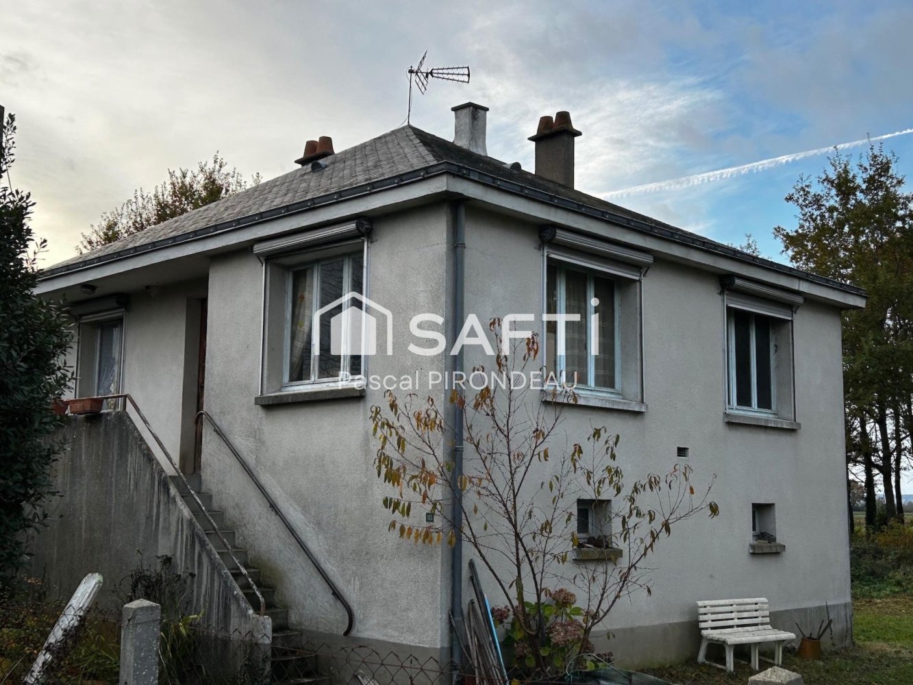 2 bedrooms House in La Chapelle-sur-Loire, France No. 152367