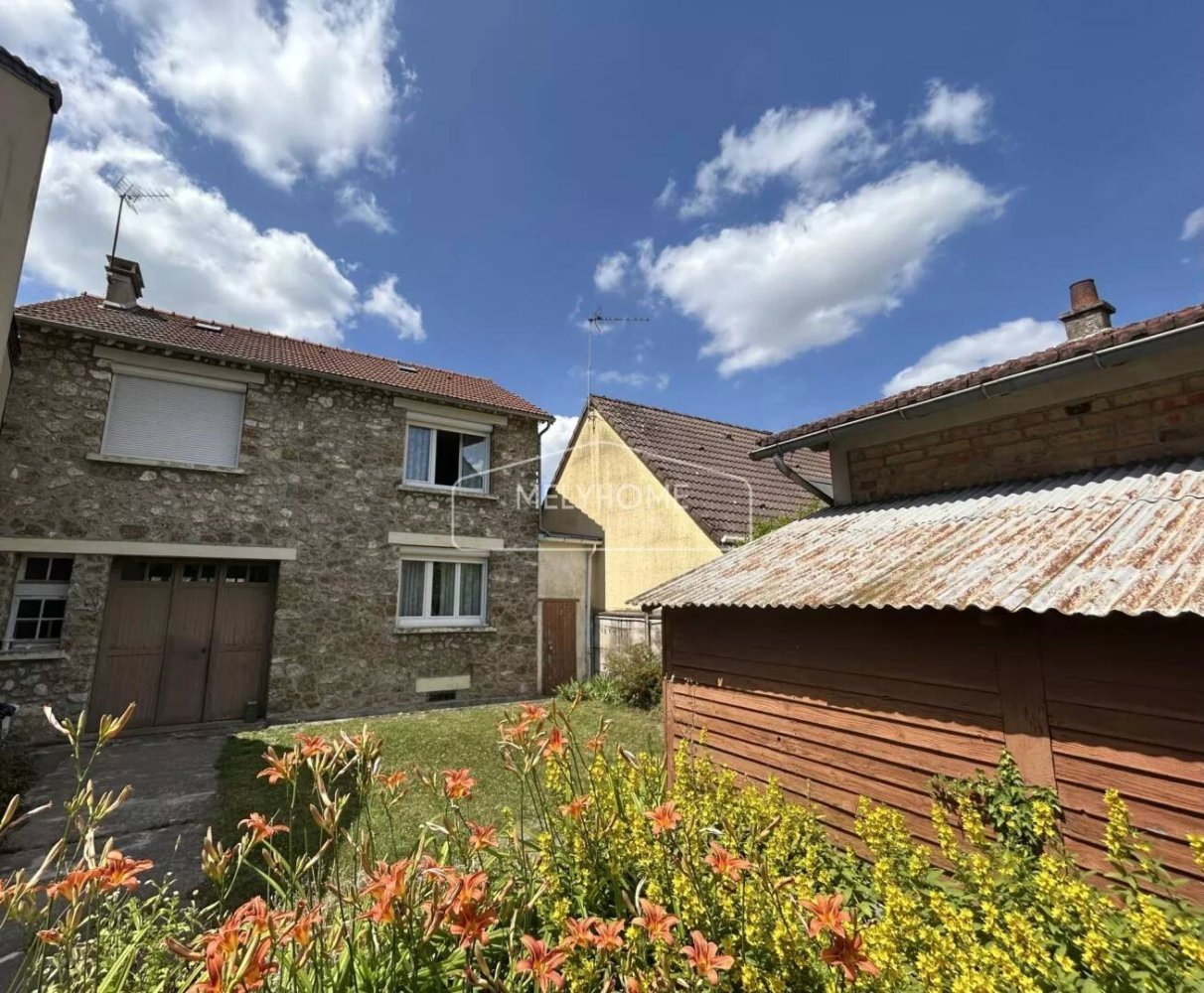 4 Schlafzimmer Haus in Rambouillet, France, Nr. 321995