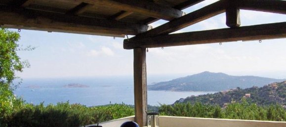 Villa de 7 habitaciónes en Arzachena, Italy No. 174664 3