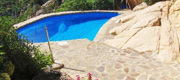 Villa de 7 habitaciónes en Arzachena, Italy No. 174664 4