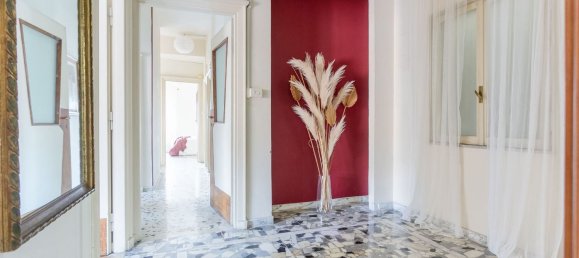 4 bedrooms Apartment in Rome, Italy No. 323547 48