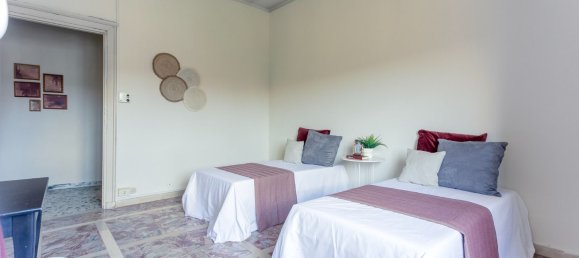 4 bedrooms Apartment in Rome, Italy No. 323547 78