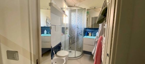 3 rooms Apartment in Bologna, Italy No. 18615 58