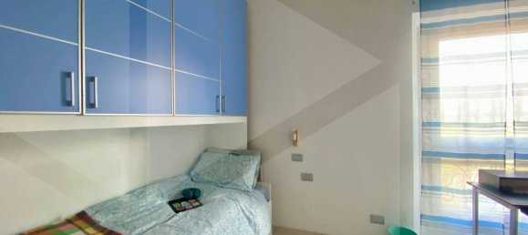 3 rooms Apartment in Bologna, Italy No. 18615 62