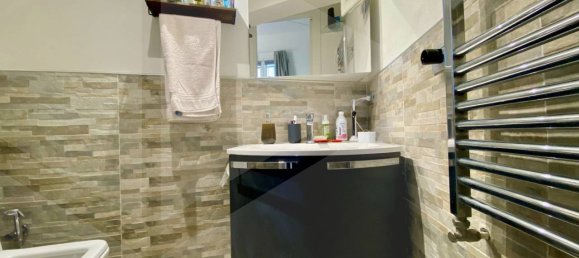 3 rooms Apartment in Bologna, Italy No. 18615 51