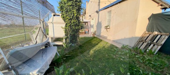 3 rooms Apartment in Bologna, Italy No. 18615 80