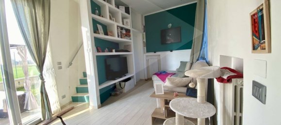 3 rooms Apartment in Bologna, Italy No. 18615 20