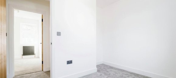 3 bedrooms House in Forest Gate, United Kingdom No. 11400 19