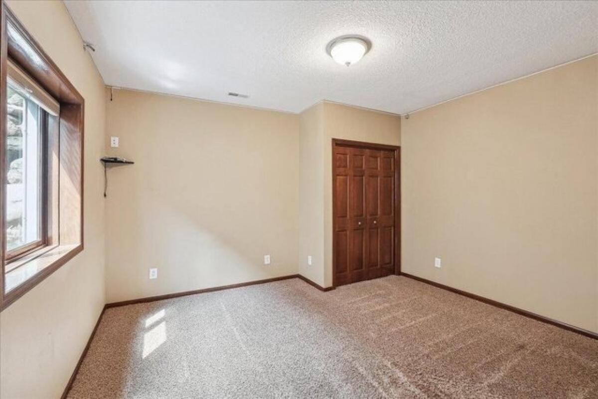 5 bedrooms House in Urbandale, USA No. 393868