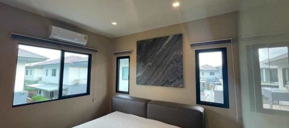 3 bedrooms Cafe / restaurant in Bangkok, Thailand No. 6381 8