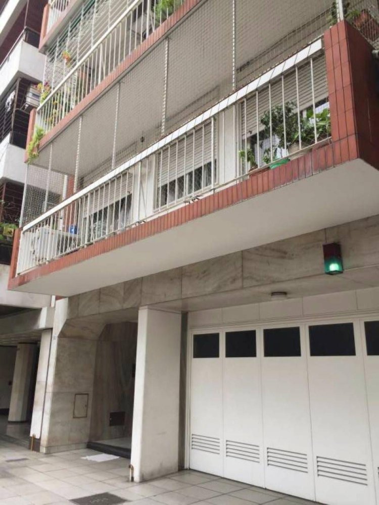 3 bedrooms Apartment in Buenos Aires, Argentina No. 89272