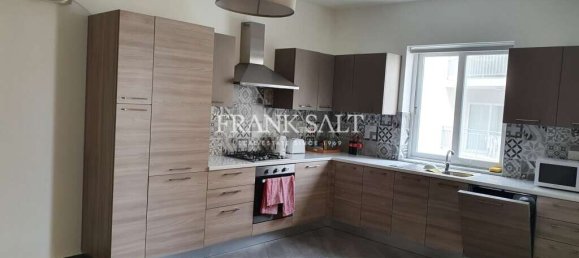 3 bedrooms Apartment in Marsalforn, Malta No. 5837 4