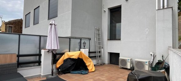 Casa de 4 dormitorios en Sant Boi de Llobregat, Spain No. 170919 48