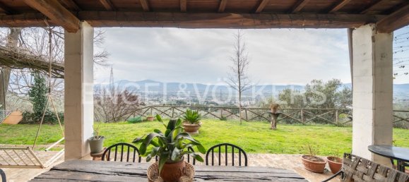 4 bedrooms House in Terni, Italy No. 67683 3