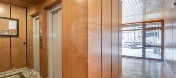 3 Schlafzimmer Wohnung in Lisbon, Portugal, Nr. 122381 9