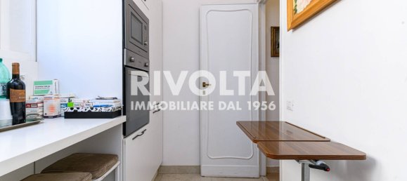 Apartamento de 2 dormitorios en Rome, Italy No. 266192 13