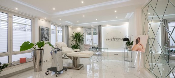 Oficina en Biberach, Germany 196 m² No. 59659 2