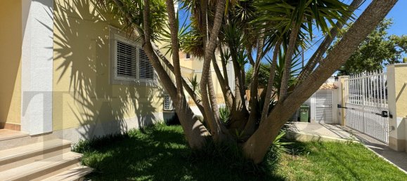 4 غرف نوم منزل في Corroios, Portugal رقم 132010 48