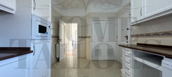 4 غرف نوم منزل في Corroios, Portugal رقم 132010 32